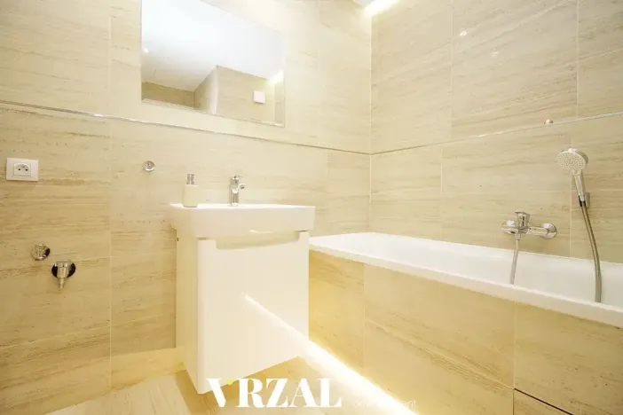 Prodej bytu 2+kk, Praha - Kamýk, Ve Lhotce, 53 m2