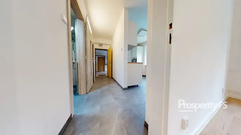Pronájem bytu 1+1, Ústí nad Labem - Ústí nad Labem-centrum, SNP, 30 m2