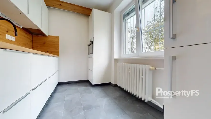 Pronájem bytu 1+1, Ústí nad Labem - Ústí nad Labem-centrum, SNP, 30 m2