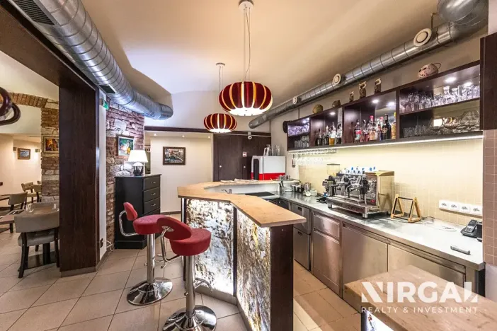 Prodej restaurace, Praha - Vinohrady, Balbínova, 198 m2