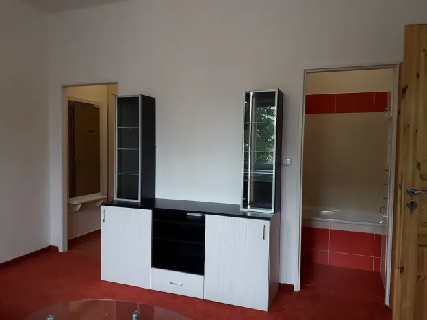 Pronájem bytu 3+1, Praha - Strašnice, Svojetická, 68 m2