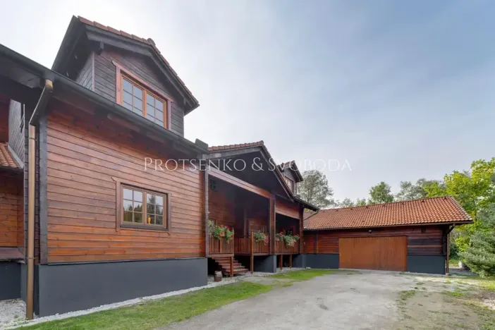 Prodej rodinného domu, Trhové Sviny, Rejta, 800 m2