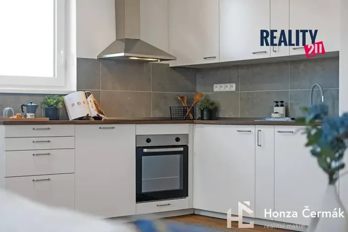 Prodej bytu 3+kk, Pohořelice, 83 m2