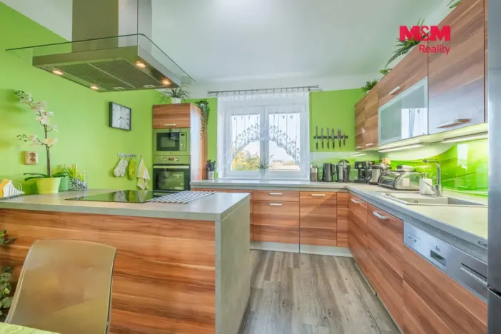 Prodej bytu 2+1, Kladno, Petrohradská, 54 m2