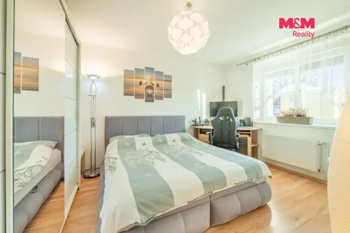 Prodej bytu 2+1, Kladno, Petrohradská, 54 m2