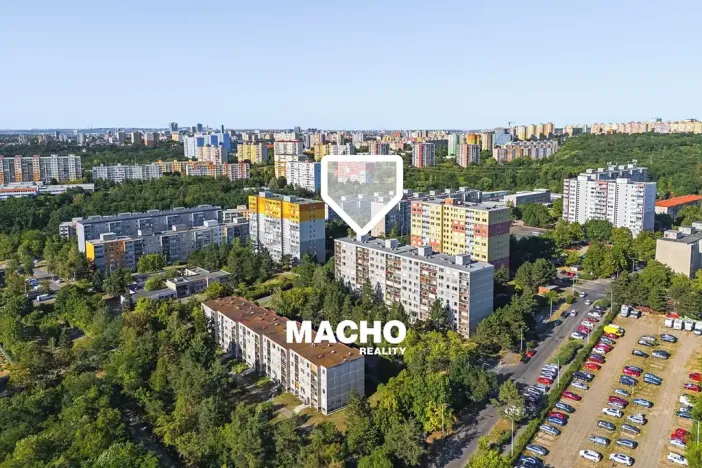 Prodej bytu 3+1, Praha - Modřany, Pirinská, 77 m2
