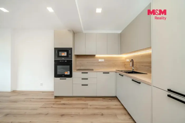 Prodej bytu 3+kk, Ostrava - Poruba, Marie Majerové, 66 m2