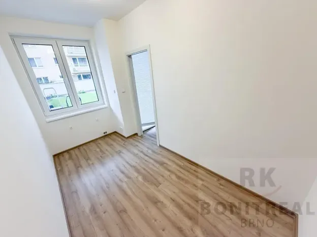 Pronájem bytu 2+kk, Brno, Dusíkova, 44 m2