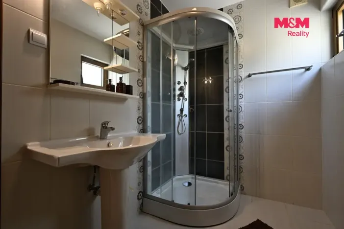 Prodej rodinného domu, Přelouč, B. Němcové, 350 m2