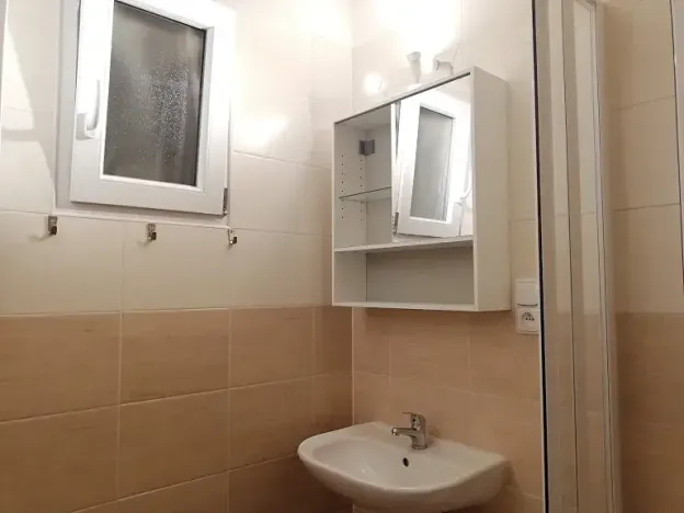 Pronájem kanceláře, Praha - Žižkov, Roháčova, 67 m2