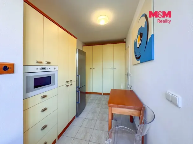 Pronájem bytu 1+1, Praha - Košíře, Píseckého, 37 m2