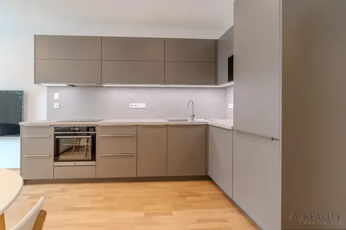 Pronájem bytu 2+kk, Ostrava, Dlouhá, 58 m2