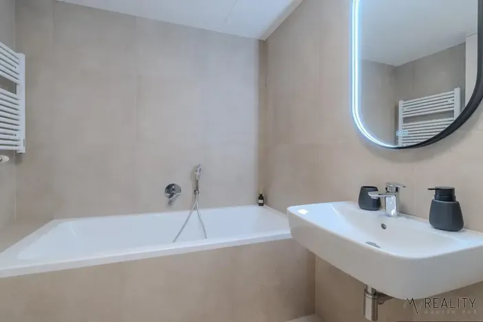 Pronájem bytu 2+kk, Ostrava, Dlouhá, 58 m2