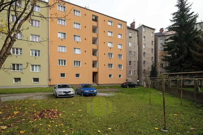 Prodej bytu 2+kk, Olomouc, Charkovská, 48 m2