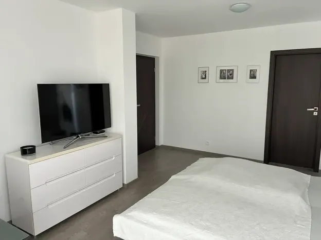 Prodej rodinného domu, Praha - Březiněves, V pěšinkách, 230 m2