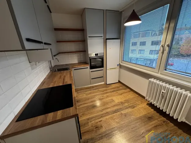 Pronájem bytu 2+1, Litomyšl, Komenského nám., 60 m2