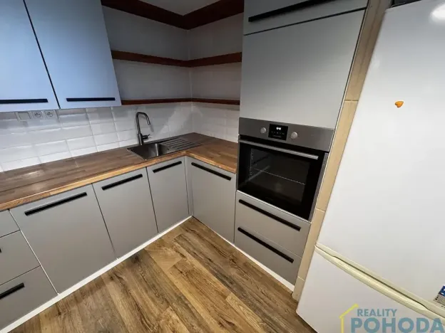 Pronájem bytu 2+1, Litomyšl, Komenského nám., 60 m2