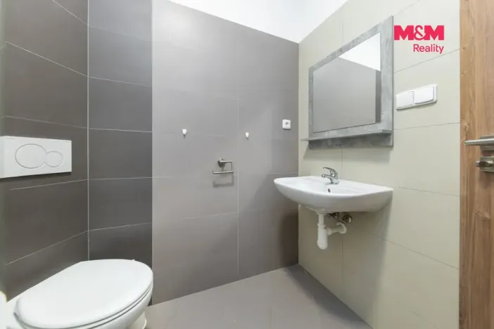 Pronájem bytu 1+kk, Brno - Starý Lískovec, U hřiště, 38 m2