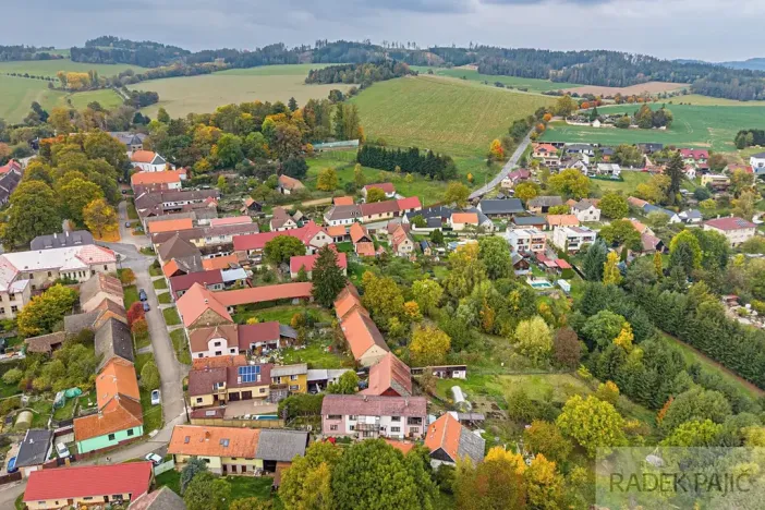 Prodej rodinného domu, Neustupov, 1127 m2