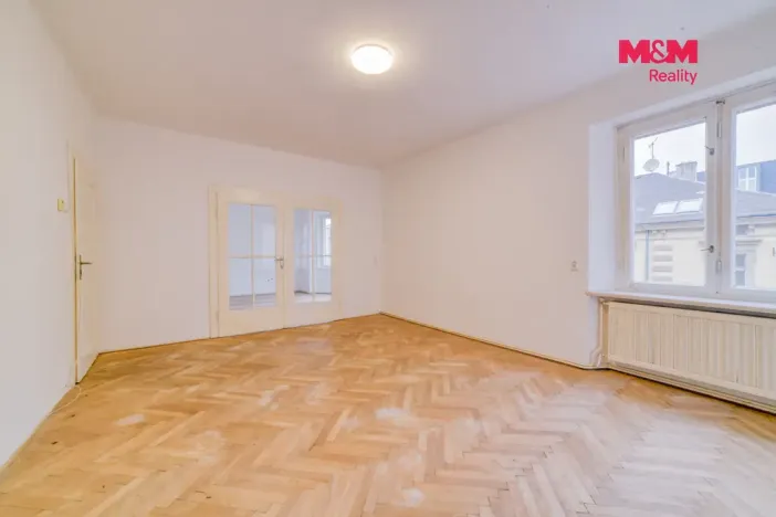 Prodej bytu 4+1, Cheb, Májová, 121 m2