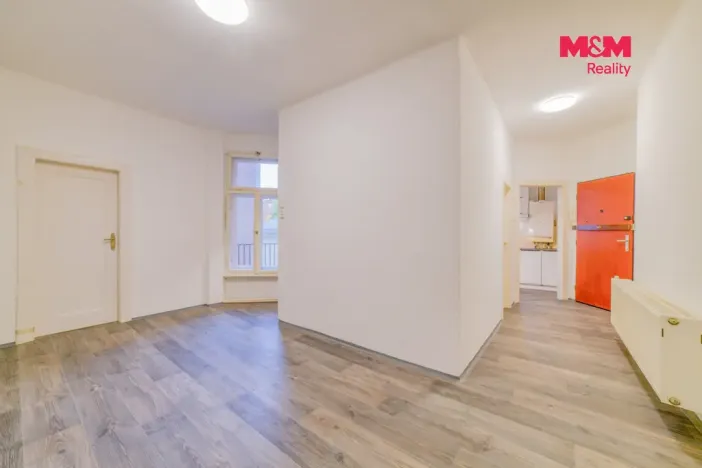 Prodej bytu 4+1, Cheb, Májová, 121 m2