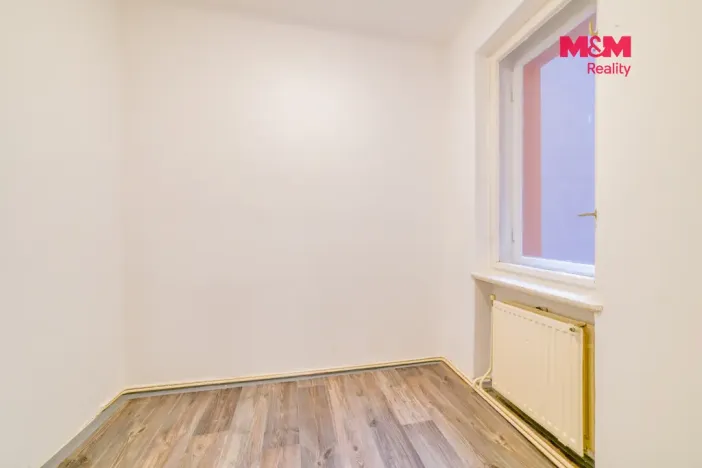 Prodej bytu 4+1, Cheb, Májová, 121 m2
