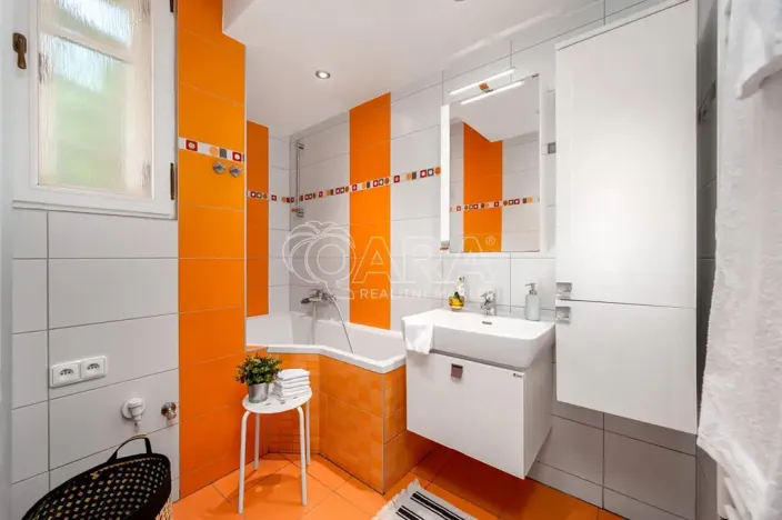 Prodej bytu 1+1, Praha - Karlín, Na střelnici, 53 m2