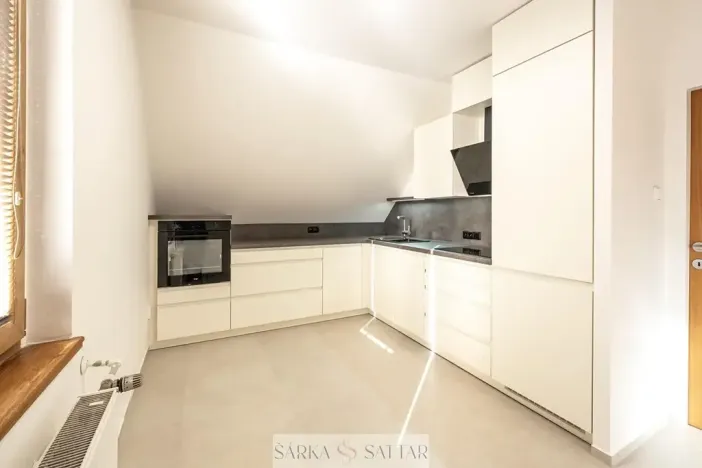 Pronájem bytu 3+kk, Praha - Smíchov, U Malvazinky, 83 m2