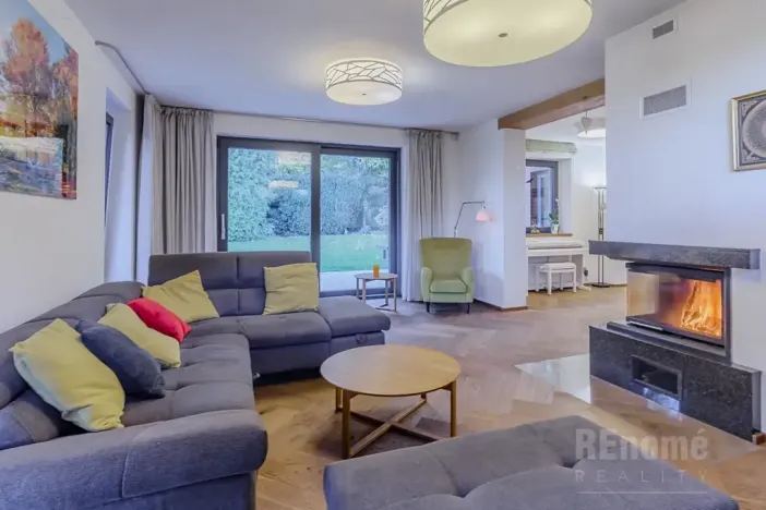 Prodej rodinného domu, Třebotov, V Zálesí, 300 m2