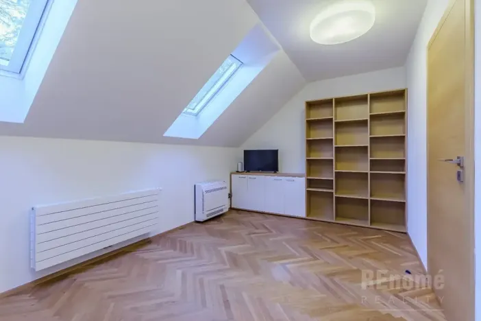 Prodej rodinného domu, Třebotov, V Zálesí, 300 m2