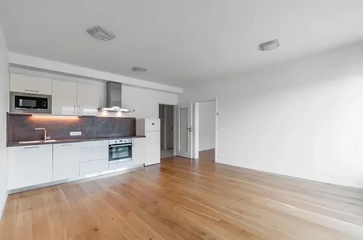 Pronájem bytu 2+kk, Praha - Vršovice, Archangelská, 56 m2