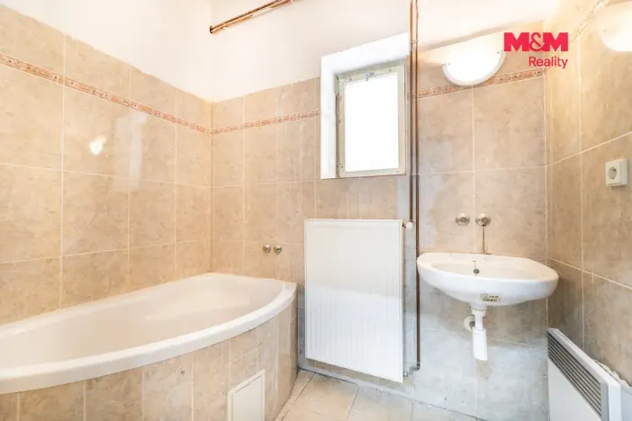 Prodej rodinného domu, Bruntál, nám. Míru, 550 m2