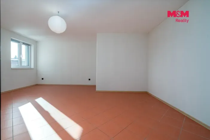 Prodej činžovního domu, Nehvizdy, Pražská, 300 m2