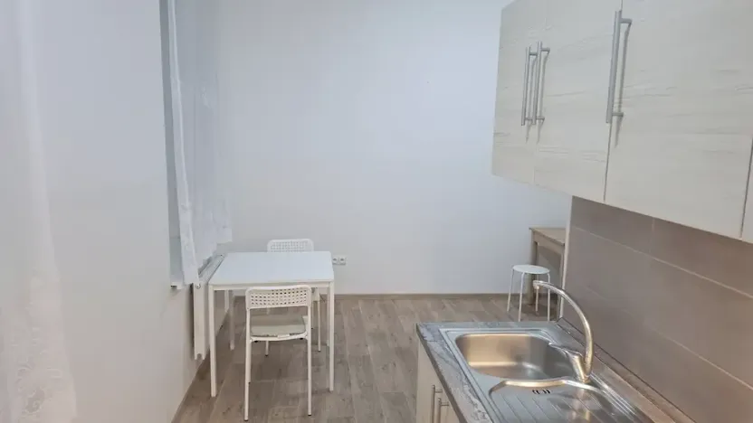 Pronájem bytu 2+kk, Jihlava, Hálkova, 46 m2