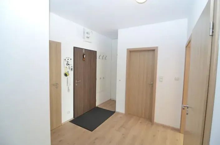 Pronájem bytu 3+kk, Praha - Střížkov, Makedonská, 90 m2