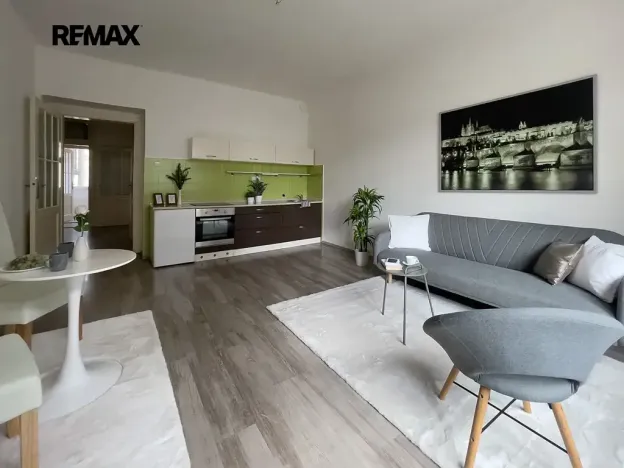 Pronájem bytu 2+kk, Praha - Holešovice, Farského, 51 m2