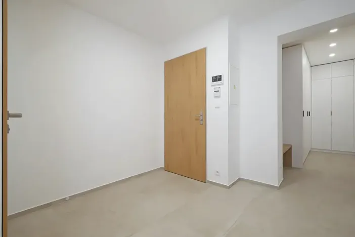 Pronájem bytu 2+kk, Liberec, Šafaříkova, 57 m2