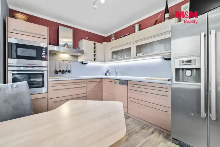 Prodej bytu 3+1, Benešov u Semil, 73 m2