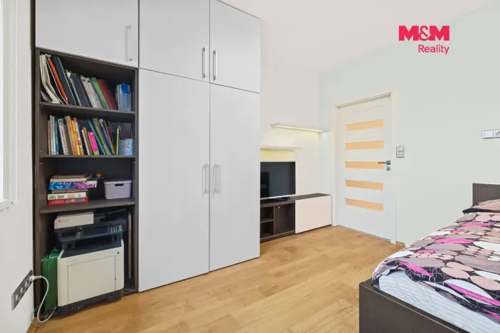 Prodej bytu 3+1, Benešov u Semil, 73 m2