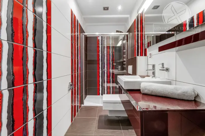Prodej rodinného domu, Jesenice - Horní Jirčany, 230 m2