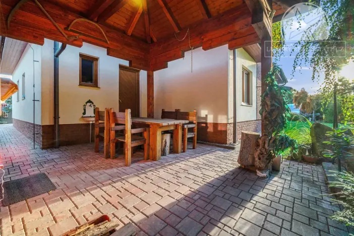 Prodej rodinného domu, Jesenice - Horní Jirčany, 230 m2