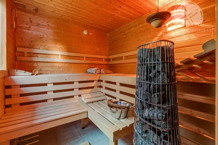 Prodej rodinného domu, Jesenice - Horní Jirčany, 230 m2